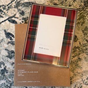 NWTs in original box Pottery Barn 4x6” Stowe Stewart Frame